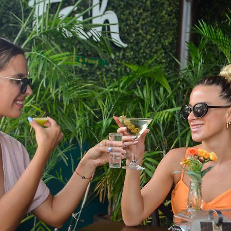 Siesta Fiesta Hotel Adults Only - 5Th Avenue Playa del Carmen Esterno foto