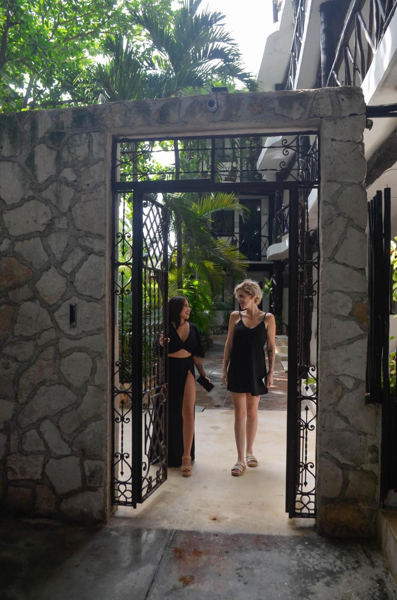 Siesta Fiesta Hotel Adults Only - 5Th Avenue Playa del Carmen Esterno foto