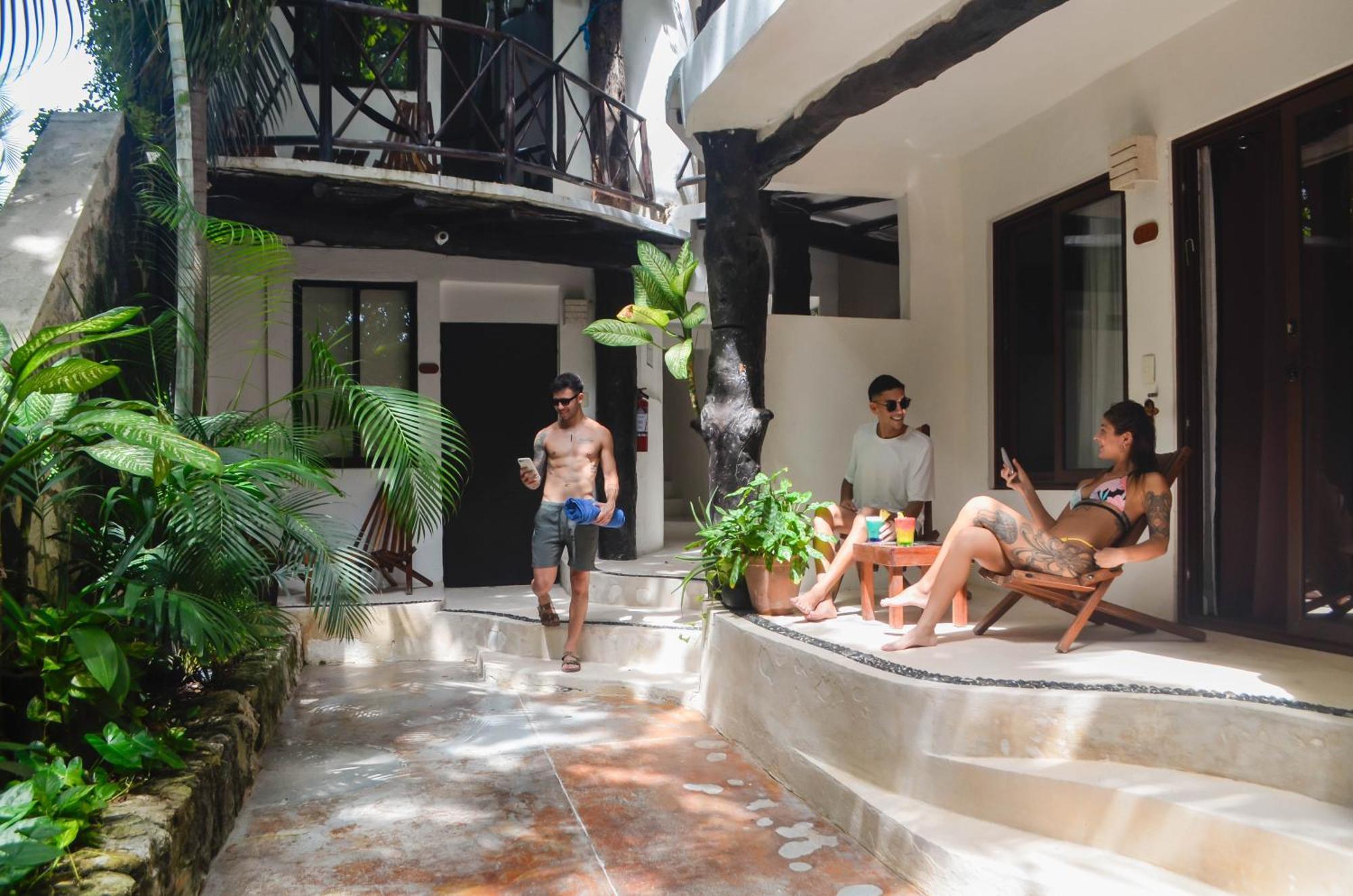 Siesta Fiesta Hotel Adults Only - 5Th Avenue Playa del Carmen Esterno foto